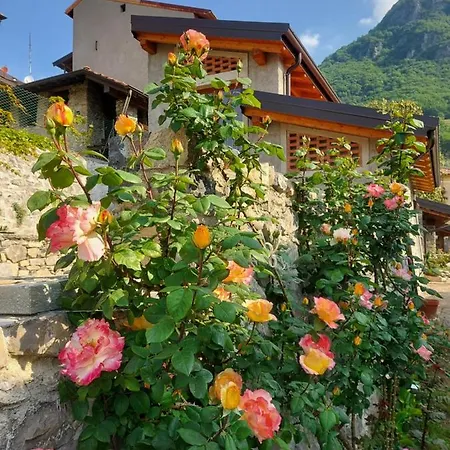 Dom wakacyjny Our Happy Place - Per Il Viaggiatore Slow Mandello del Lario