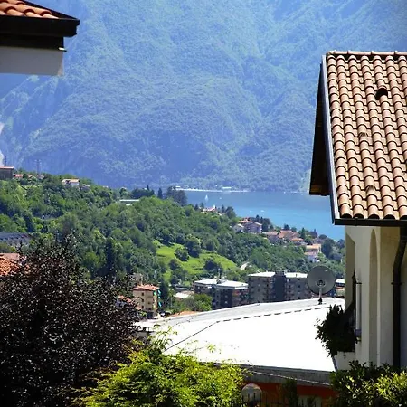 Dom wakacyjny Our Happy Place - Per Il Viaggiatore Slow Mandello del Lario